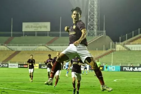 خليفة معلول و"ليس ظهير أيسر فقط".. رحلة محمد شكري صفقة الأهلي (تحليل)